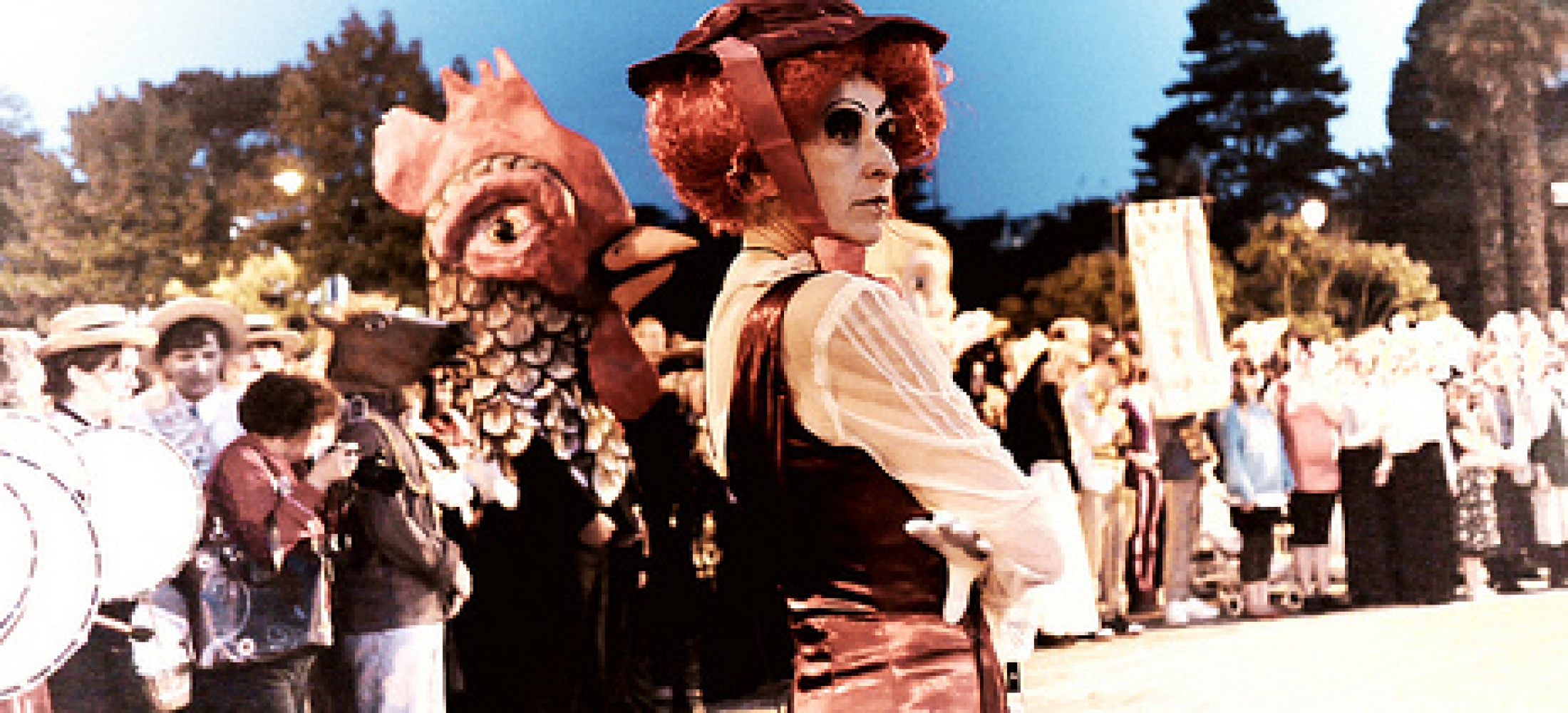 Performance: Grand Grotesque Parade - alice-flynn.com